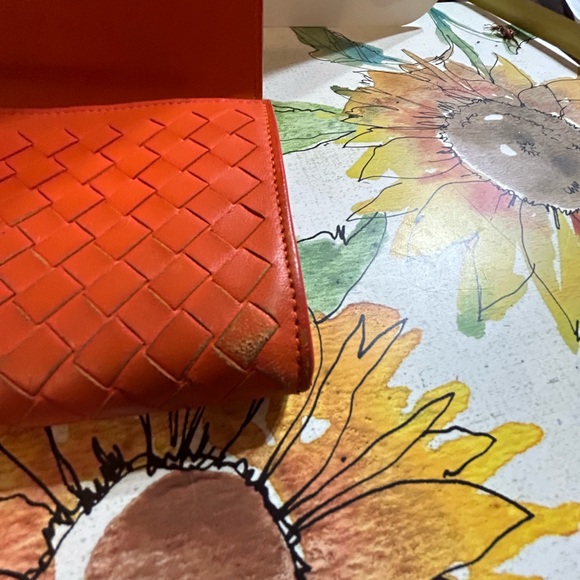 Bottega Veneta Intrecciato Nappa Leather Orange Flap Wallet - Picture 10 of 17